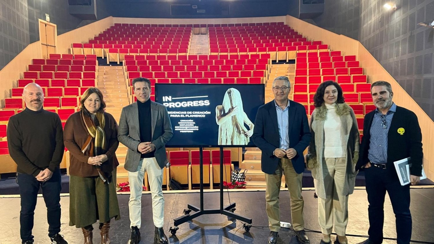 Diputación buscará fórmulas de colaboración con In-Progress y creación en torno al flamenco de Torrox