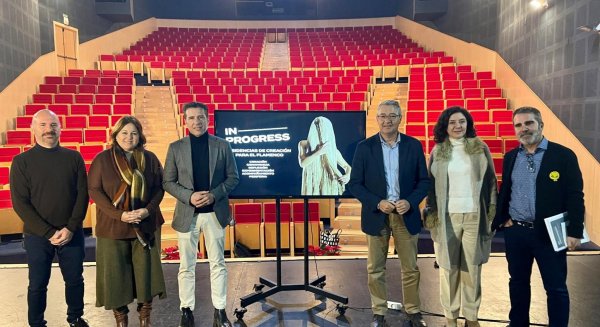 Diputación buscará fórmulas de colaboración con In-Progress y creación en torno al flamenco de Torrox