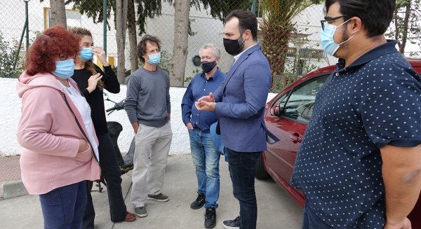PSOE pide al Ayuntamiento de Málaga la mejora del vial de acceso al CEIP La Biznaga para evitar atropellos