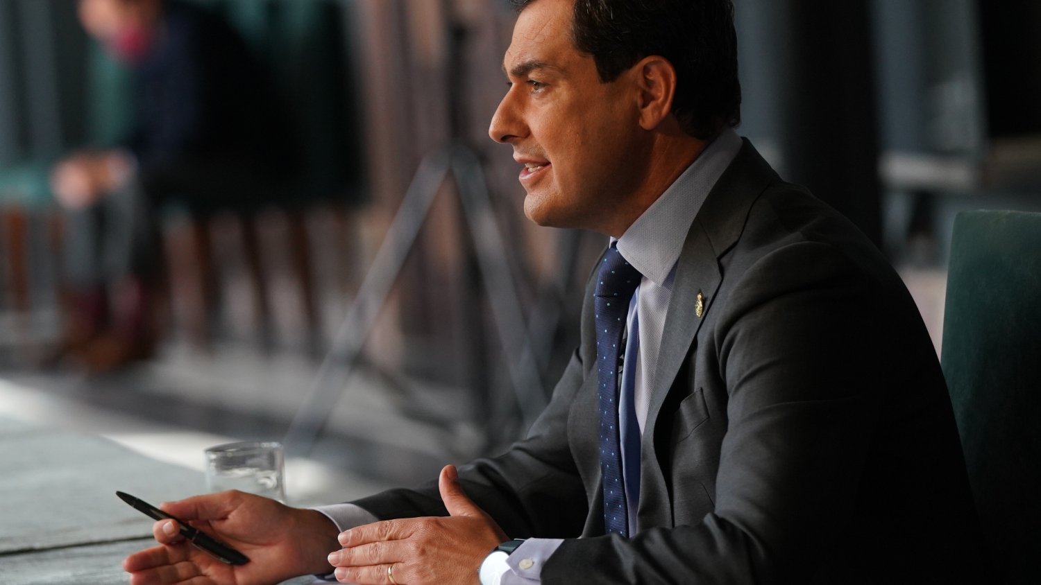 Moreno señala que los Presupuestos reflejan que su Gobierno contribuye a la recuperación de la comunidad