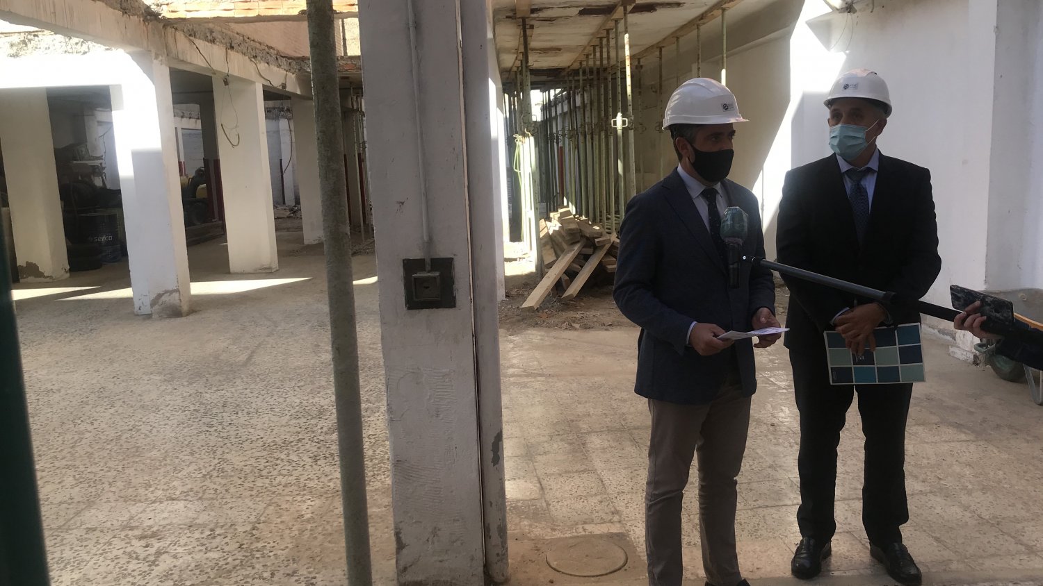 Comienzan las obras de reparación de la plaza Campo de Montiel en El Palo