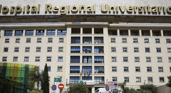 IU pide rigor en el rastreo de contagios y la sustitución de personal tras el brote en la UCI del Regional