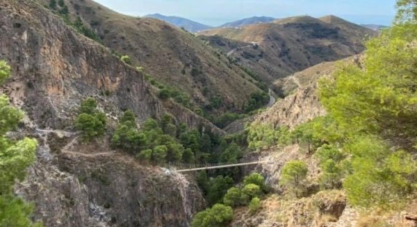 La Gran Senda de la Axarquía que une Sedella y Canillas de Aceituno se inaugura el lunes 26 de octubre