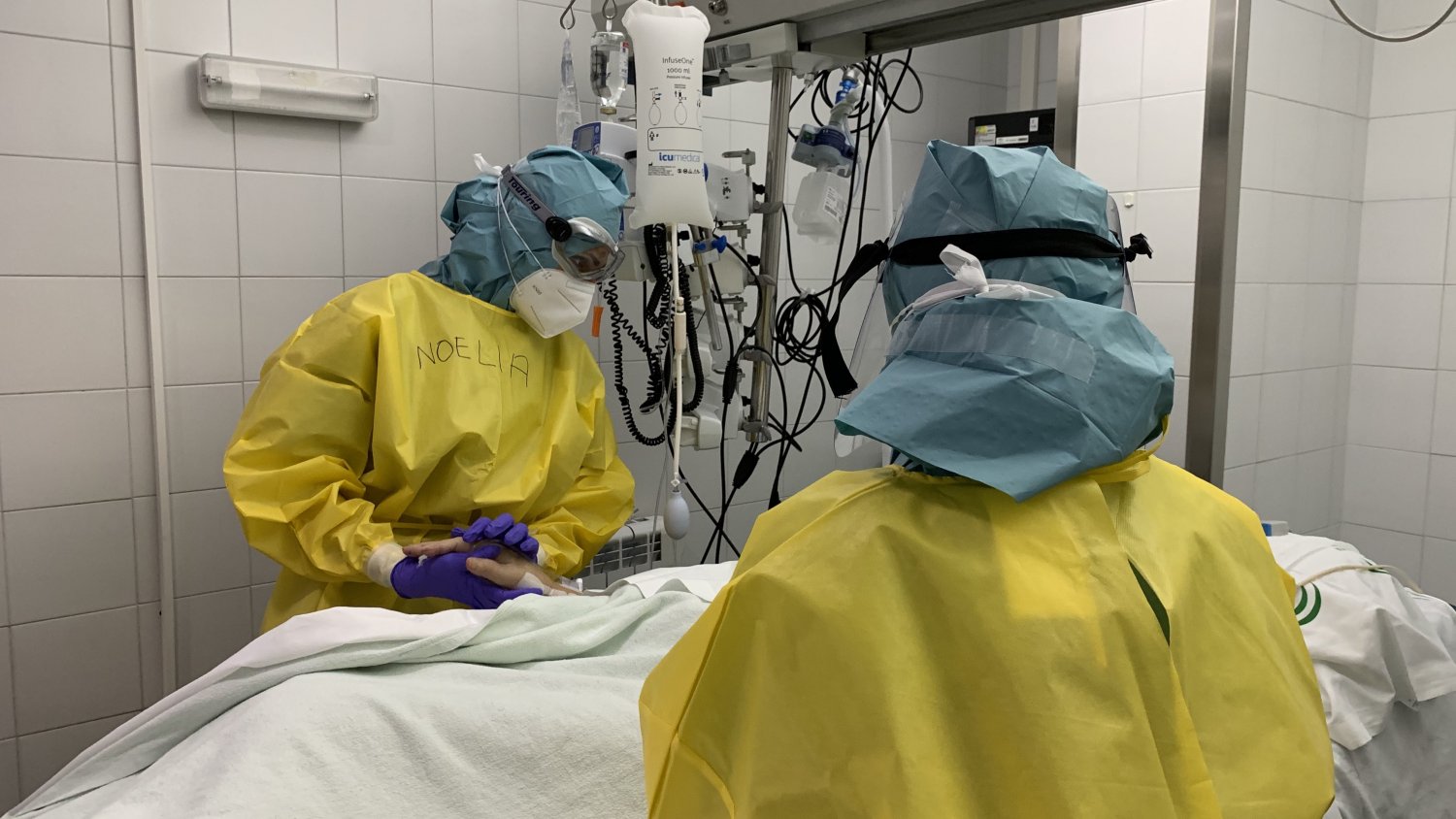 El Regional de Málaga elabora un protocolo de acompañamiento para pacientes con Covid-19 terminales