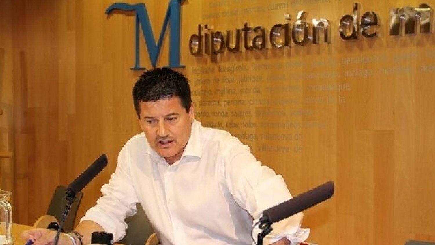 El juzgado de Málaga cita a declarar al diputado Fran Oblaré por autorizar el pago de cursos en 2012