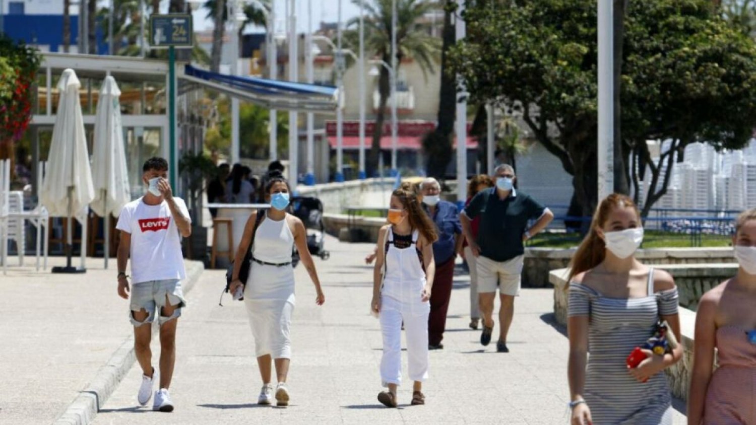 Málaga registra diez nuevos fallecidos y 380 positivos por PCR en los dos últimos días