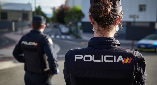 Detenido un hombre en Benalmádena por ofrecer regalos a menores a cambio de obtener favores sexuales