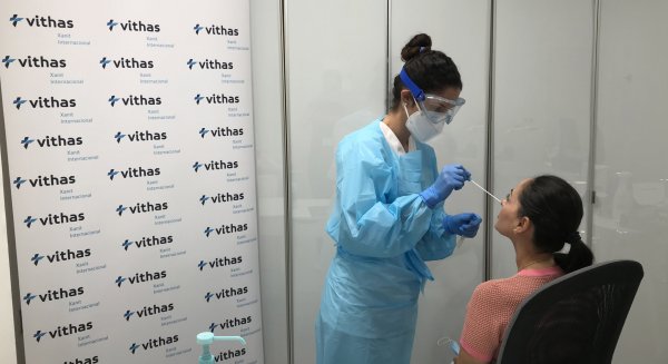 El Hospital Xanit y Vithas Málaga incorporan un nuevo test de antígenos que en 15 minutos detecta el COVID