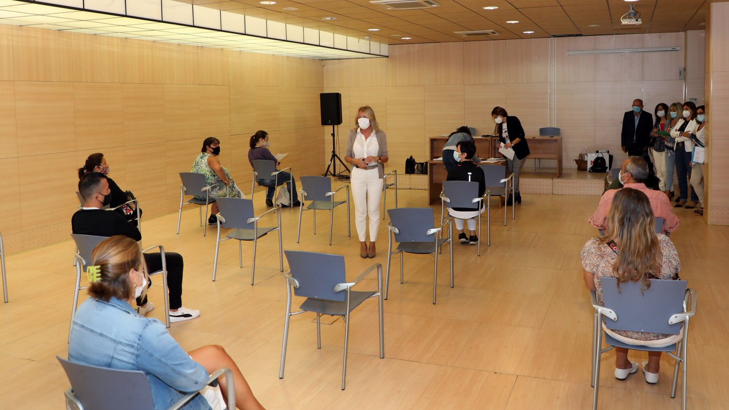 El Ayuntamiento de Marbella incorpora a 25 nuevas limpiadoras para sustituir bajas de larga duración