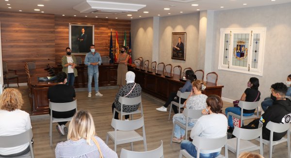 Comienzan en Torrox las primeras incorporaciones del plan AIRE para reforzar los servicios básicos