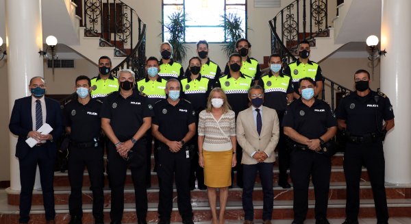 Nueve agentes toman posesión para reforzar la plantilla de Policía Local de Marbella y formarse en la academia