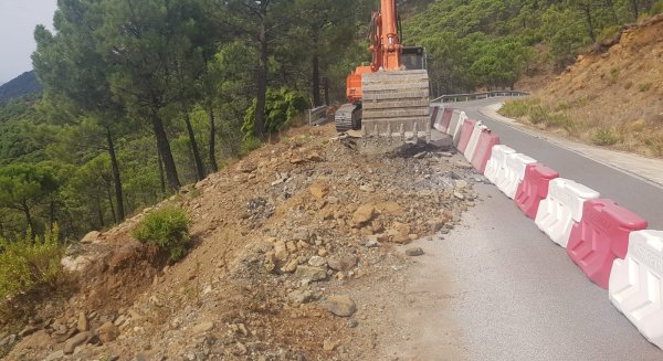 Diputación invierte 474.000 euros en el arreglo de la carretera de acceso a Jubrique desde Peñas Blancas