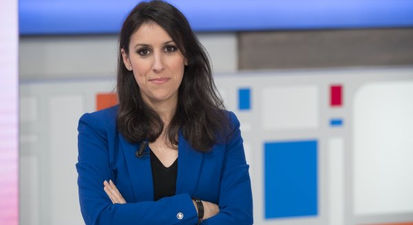 Ana Bernal presenta su ensayo ‘No manipuléis el feminismo’ en la biblioteca ‘Manuel Altolaguirre’