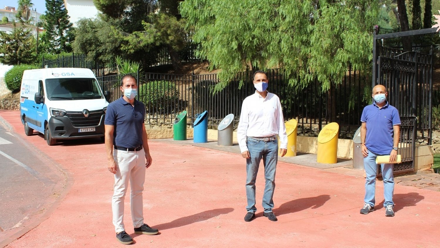 Fuengirola refuerza el reciclaje de residuos domésticos con un punto limpio móvil de Mancomunidad