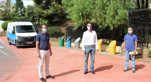 Fuengirola refuerza el reciclaje de residuos domésticos con un punto limpio móvil de Mancomunidad