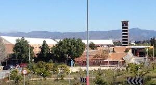 Doce funcionarios de la prisión de Alhaurín de la Torre están aislados tras el positivo de un trabajador