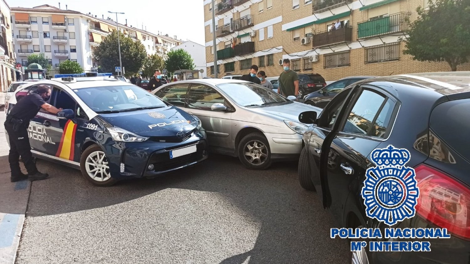 Policía Nacional detiene en Antequera a un conductor de un vehículo dado a la fuga que embistió un coche patrulla