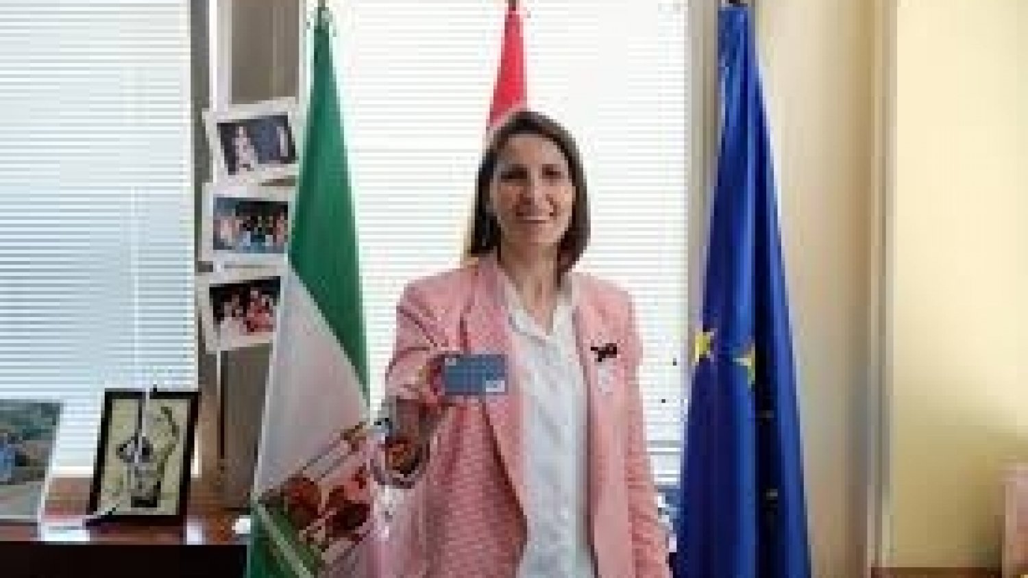 La Consejería de Igualdad entrega más de 4.300 Tarjetas Monedero en la provincia de Málaga
