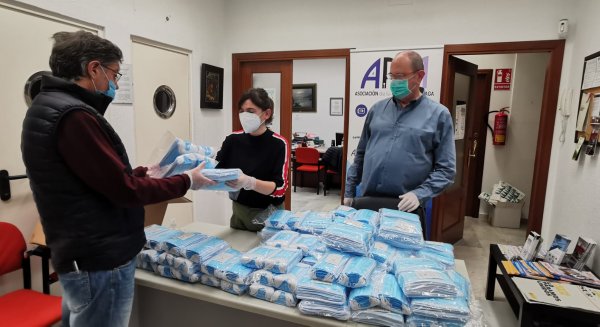 Málaga recibe 532.000 mascarillas del Gobierno para distribuir a través de la FAMP y de entidades sociales
