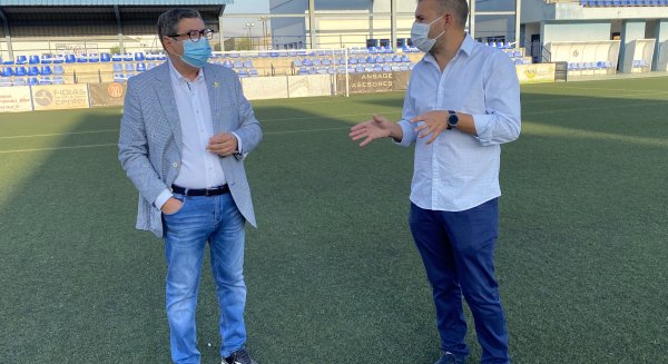Vélez- Málaga finaliza el proceso de adjudicación que da luz verde a las obras del césped del Vivar Téllez