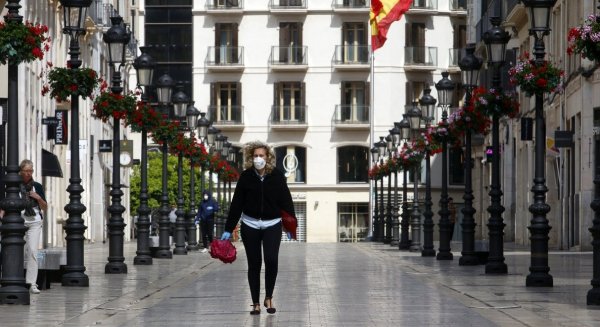 La Junta registra 298 positivos por PCR en Málaga y nueve fallecidos  en las últimas 24 horas