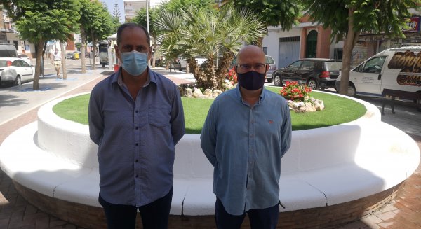 Medio Ambiente inicia un nuevo plan de actuación diario en el entorno de los colegios de Vélez-Málaga