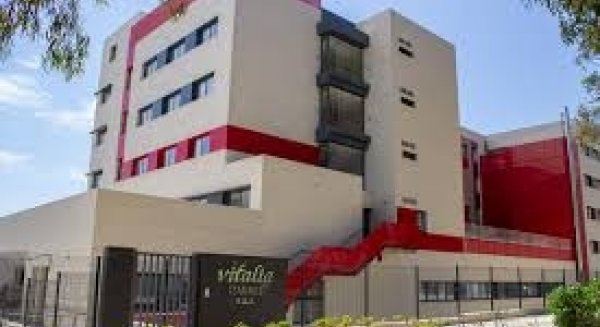 IU pide a la Junta medidas para frenar el nivel de contagios en la residencia Vitalia Teatinos