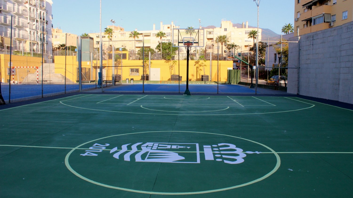 El Ayuntamiento de Estepona licita la mejora y ampliación del complejo deportivo de Las Viñas