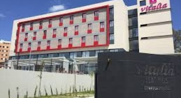 La residencia de la tercera edad Vitalia Teatinos registra un brote con 25 positivos confirmados