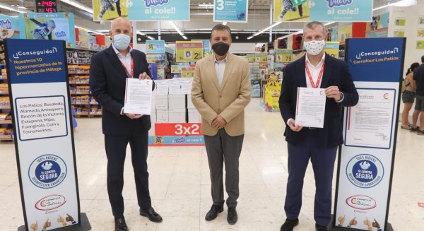 Carrefour recibe en todos sus hipermercados de Málaga el 'Sello Comercio de Confianza’