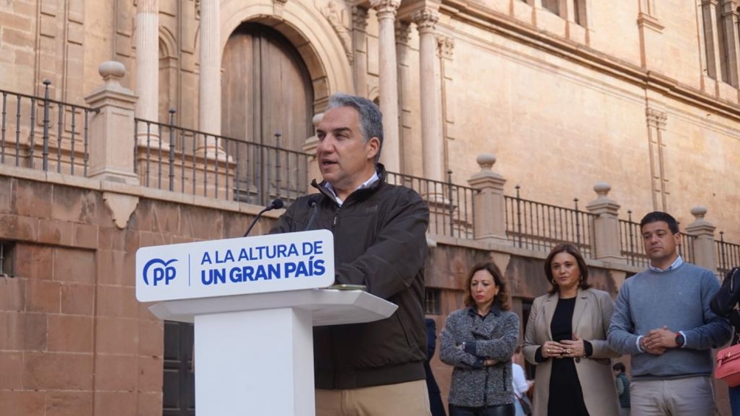 Bendodo insta a Sánchez a “copiar bien” las medidas económicas del PP