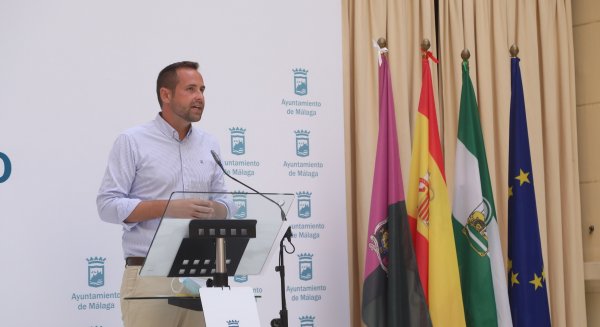 Málaga inicia una campaña para concienciar a la juventud de los efectos negativos de la cachimba