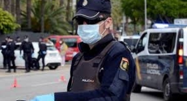 Policía Nacional detiene a dos hombres por falsificar recetas para adquirir ansiolíticos