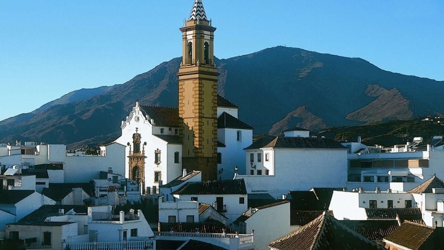 Diputación ofrece un plan a casi un centenar de municipios impulsando el empleo con la ejecución de obras