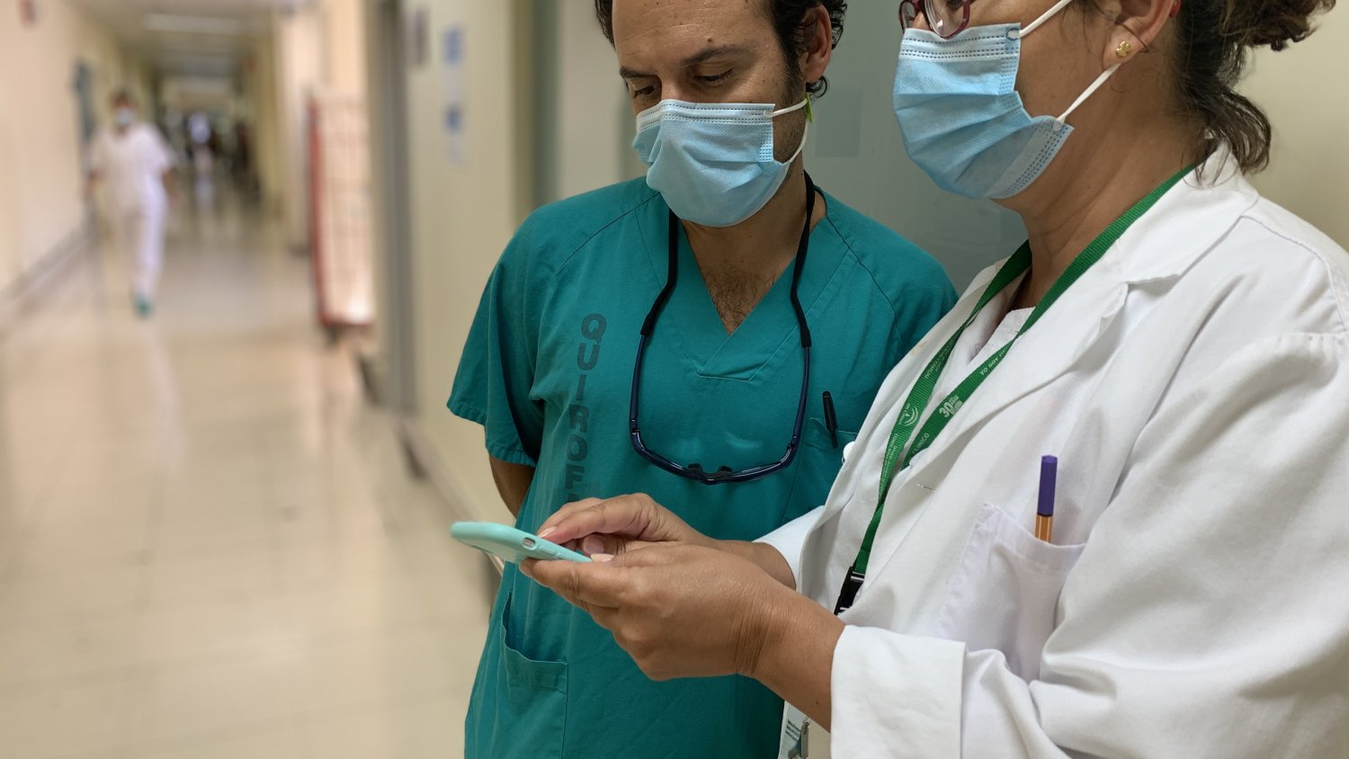 El Clínico informa a sus profesionales vía SMS de los resultados de las pruebas de COVID-19