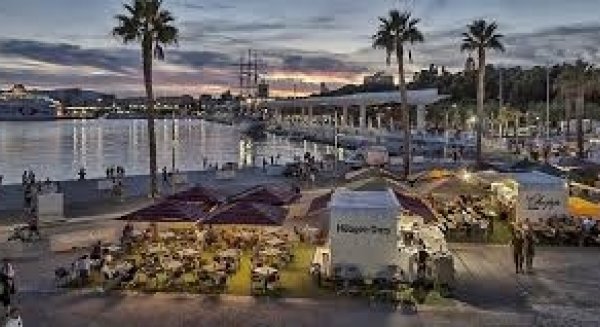 Málaga recibe el distintivo de SEGITTUR como destino turístico inteligente al superar el 80% de los requisitos