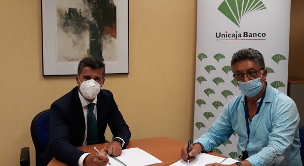 Unicaja Banco apoya otro año a empresarios y pymes de Apymem de Marbella