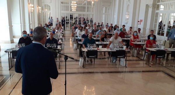 Los vinos 'Sabor a Málaga' protagonizan el primer encuentro profesional tras el estado de alarma