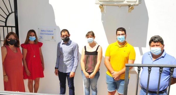 Diputación invierte 114.000 euros en la remodelación del salón cultural Clara Campoamor de Árchez