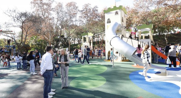 Marbella concluye la remodelación del parque infantil del parque Arroyo de La Represa