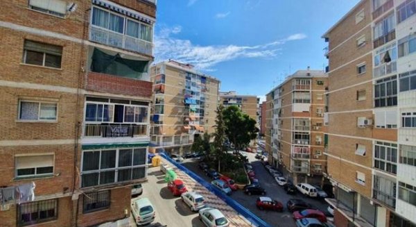 En la mañana del jueves se propaga un incendio en una vivienda de un edificio de la zona Miraflores