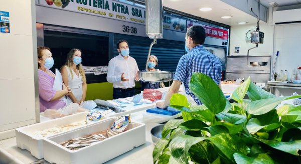 El PSOE pide medidas reales para convertir el Mercado del Carmen en un referente comercial