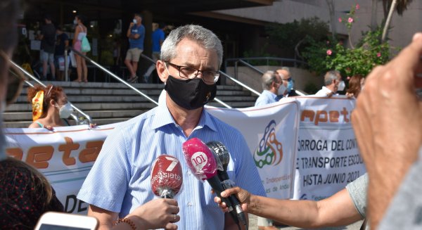 Más de 75.000 alumnos pueden quedarse sin rutas escolares si la Junta no prorroga los contratos