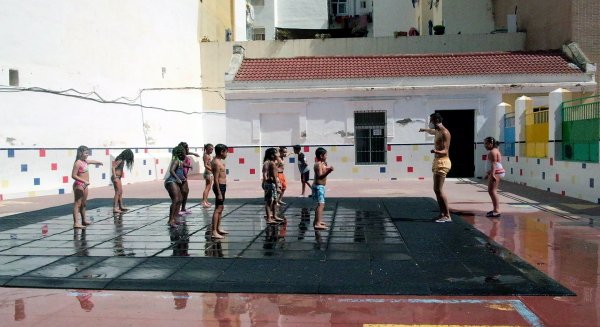 Igualdad atiende en Málaga a 777 niños y niñas en exclusión en 14 escuelas de verano