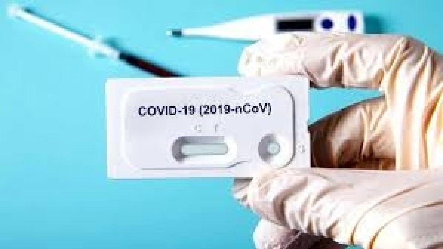 El Área Sanitaria de Málaga-Axarquía realiza 1.443 pruebas PCR en sus nueve 'auto-COVID'