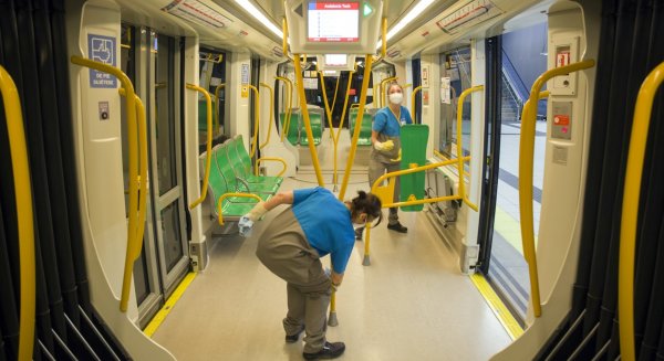Metro de Málaga obtiene la certificación de Aenor de protocolos frente al Covid-19
