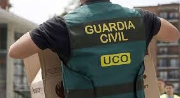 La Guardia Civil realiza un operativo contra el tráfico internacional de hachís en Vélez- Málaga