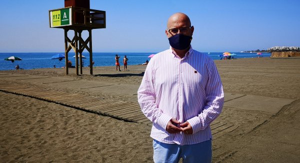 Vélez-Málaga aumenta la seguridad con siete nuevas torretas de vigilancia de playas