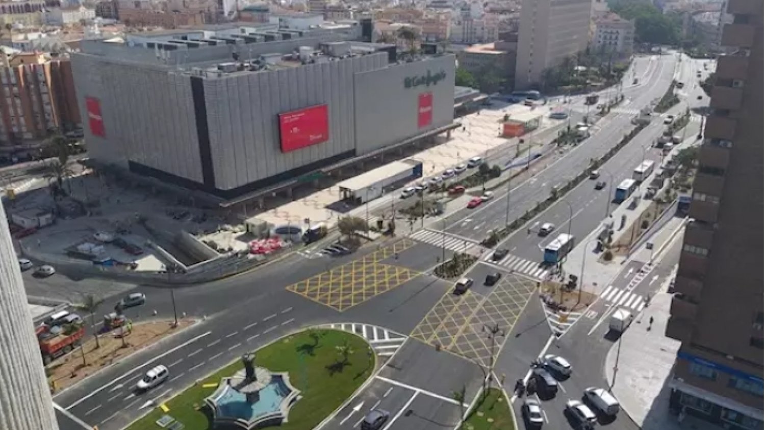 La Avenida de Andalucía de Málaga recupera su funcionalidad tras diez años de obras por el metro