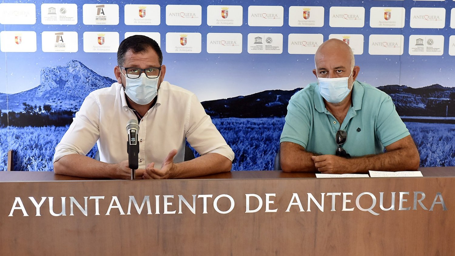 Antequera presenta la novena edición de la Campaña Solidaria de Recogida de Material Escolar